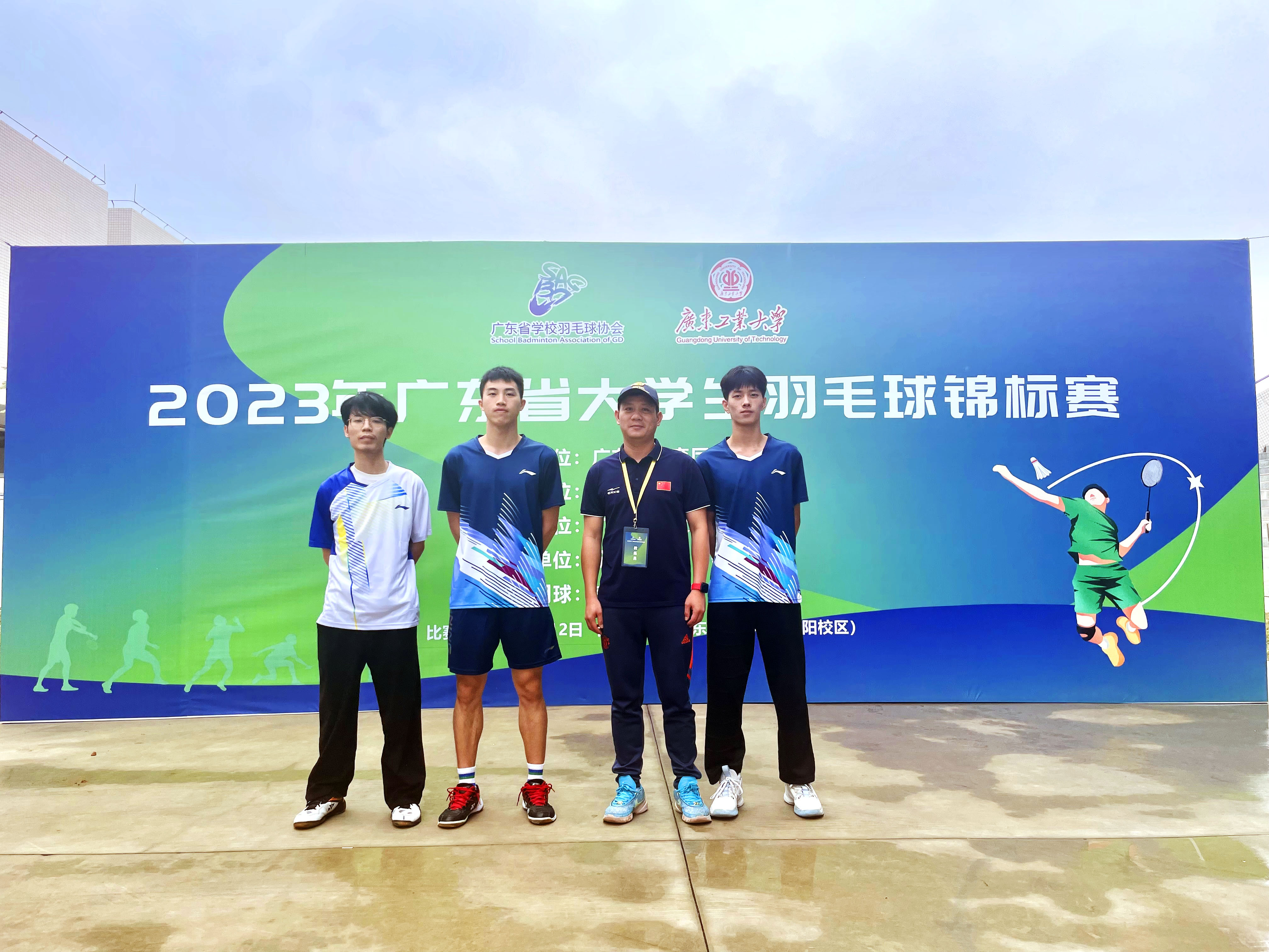 羽毛球2糊.jpg 羽毛球2糊.jpg