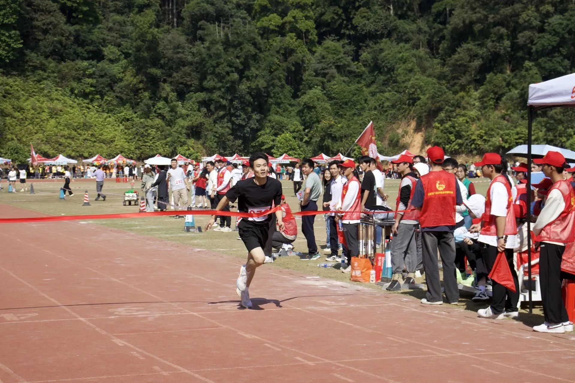 微信图片_20231201204400.jpg 微信图片_20231201204400.jpg