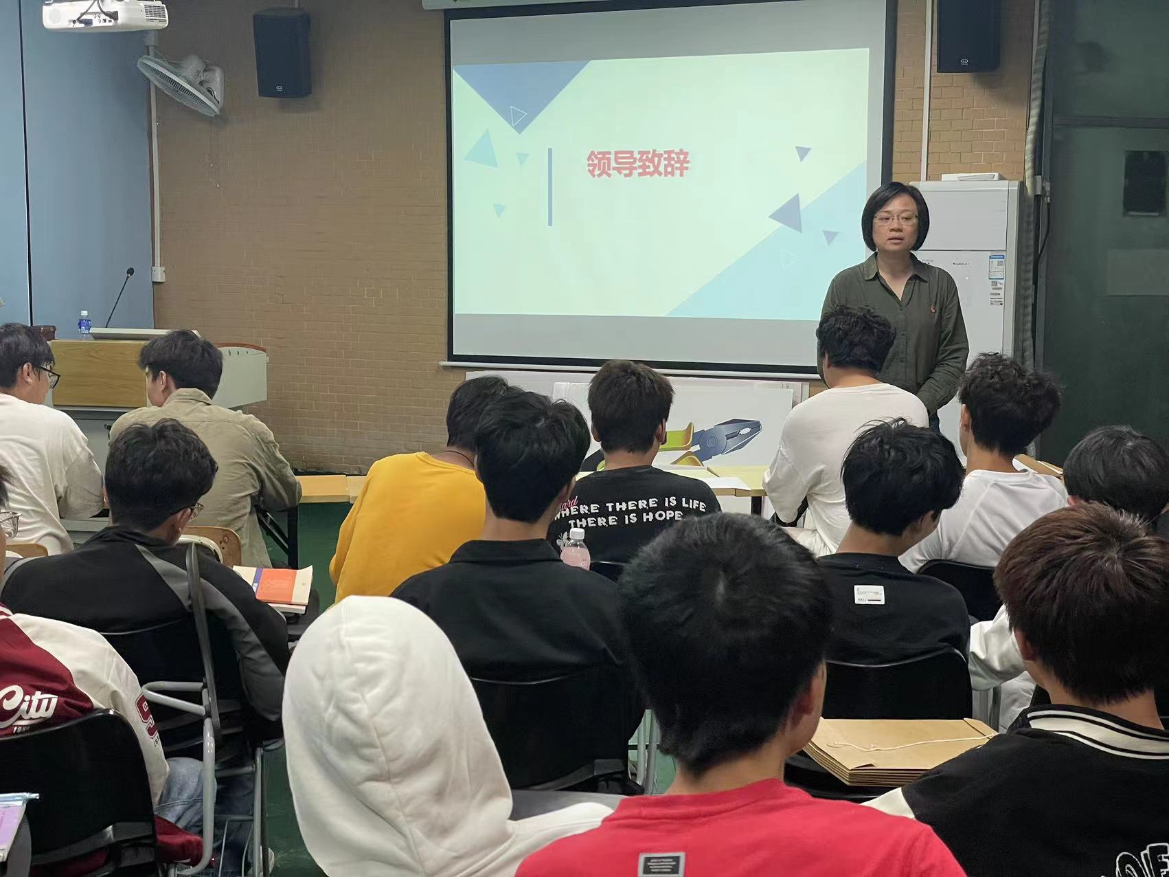 微信图片_20231217152725.jpg 微信图片_20231217152725.jpg