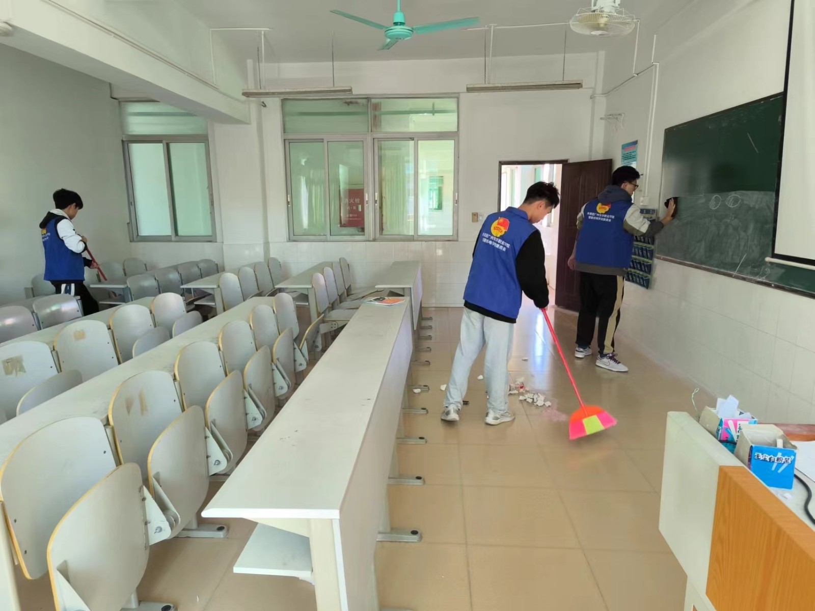 微信图片_20231228210928.jpg 微信图片_20231228210928.jpg