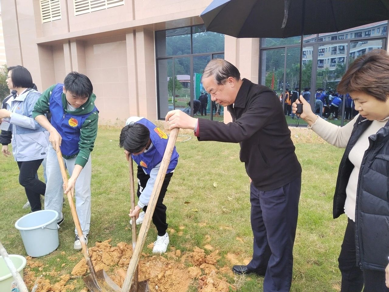 微信图片_20240315210028.jpg 微信图片_20240315210028.jpg