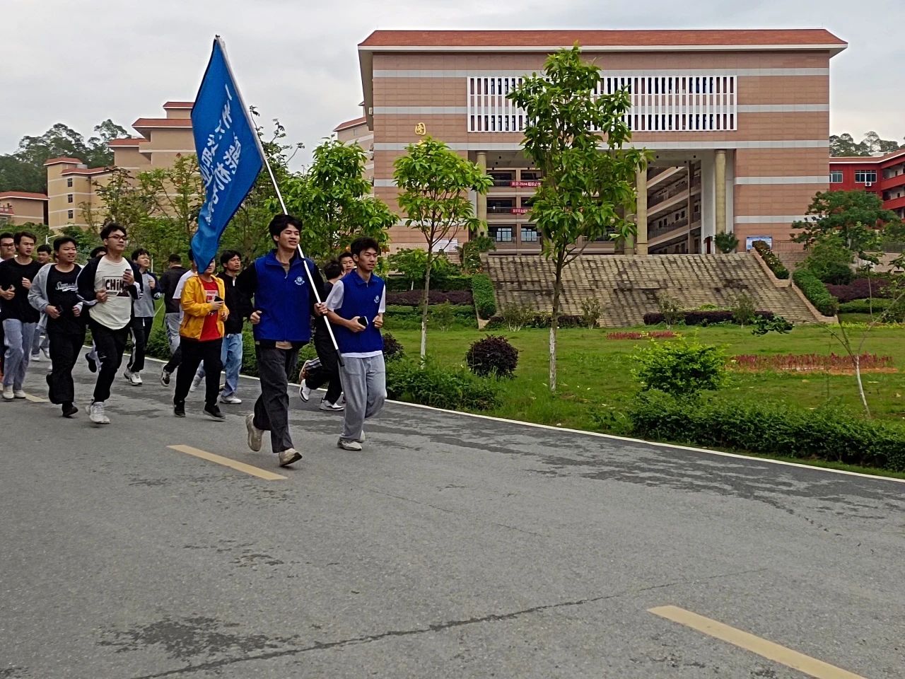 微信图片_20240413163833.jpg 微信图片_20240413163833.jpg