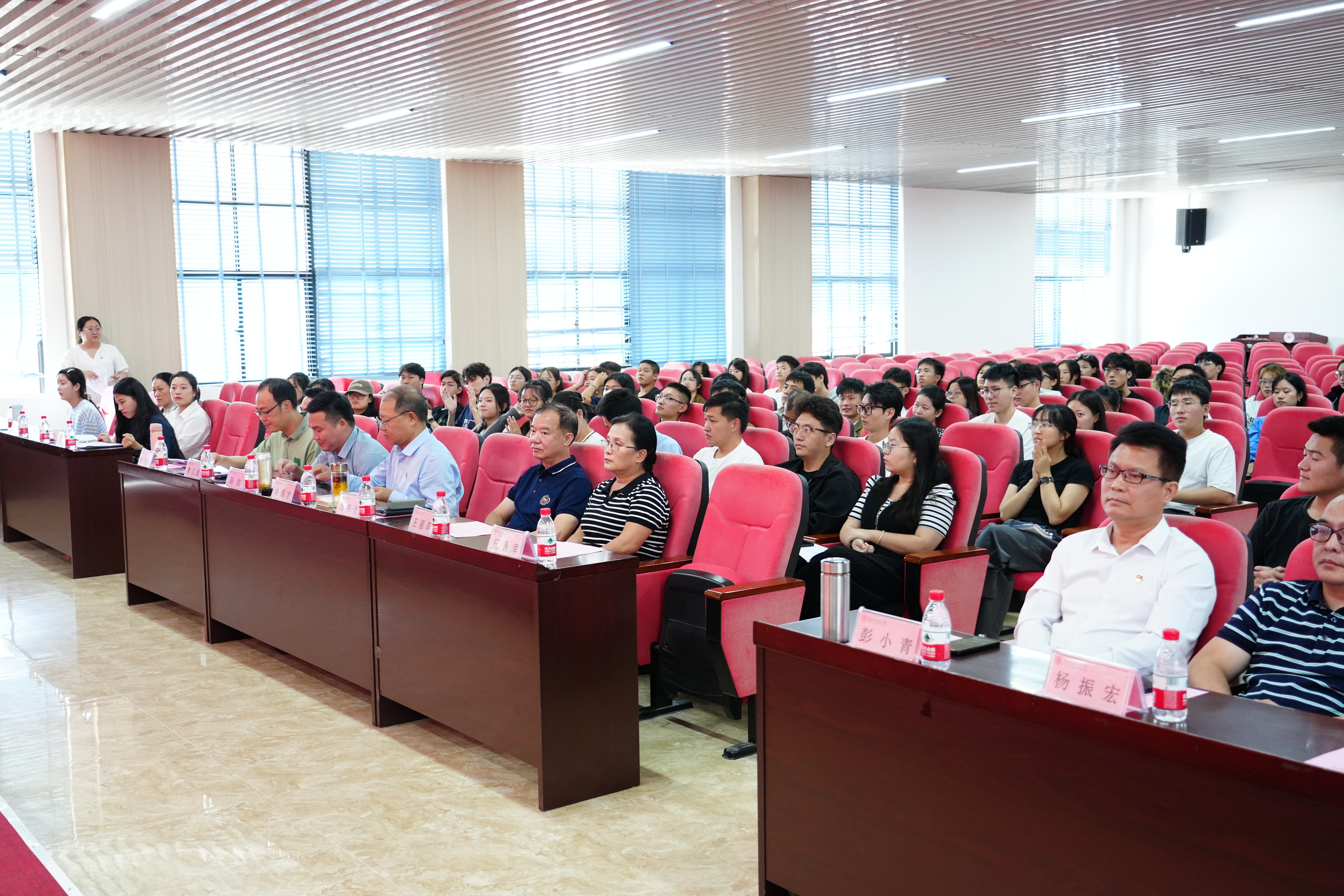 DSC09765.JPG DSC09765.JPG