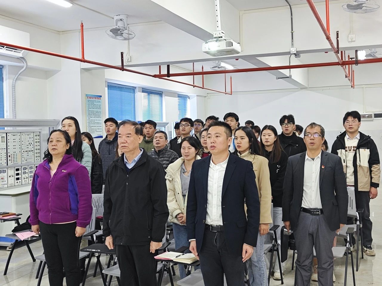 微信图片_20250105001240.jpg 微信图片_20250105001240.jpg