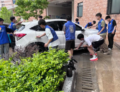 屏幕截图 2025-04-28 120804.png 屏幕截图 2025-04-28 120804.png