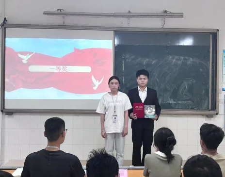 屏幕截图 2025-05-21 223016.png 屏幕截图 2025-05-21 223016.png