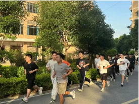 屏幕截图 2025-05-24 191409.png 屏幕截图 2025-05-24 191409.png