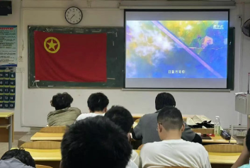 屏幕截图 2025-06-04 145740.png 屏幕截图 2025-06-04 145740.png