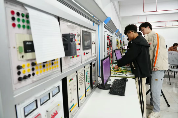 屏幕截图 2025-07-07 140923.png 屏幕截图 2025-07-07 140923.png