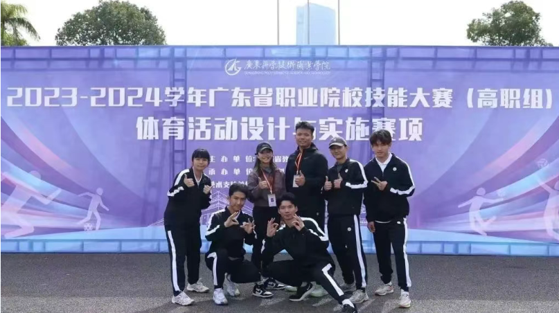 屏幕截图 2025-08-11 210356.png 屏幕截图 2025-08-11 210356.png