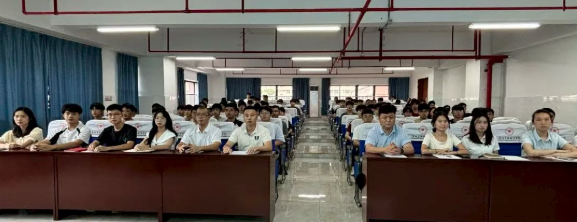 屏幕截图 2025-09-17 220423.png 屏幕截图 2025-09-17 220423.png