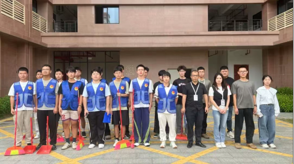 屏幕截图 2025-09-17 221222.png 屏幕截图 2025-09-17 221222.png