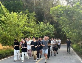 屏幕截图 2025-09-17 221441.png 屏幕截图 2025-09-17 221441.png