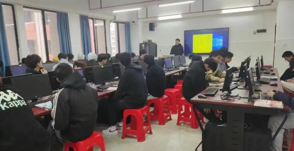 屏幕截图 2025-10-10 160350.png 屏幕截图 2025-10-10 160350.png