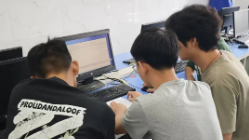 屏幕截图 2025-10-12 225411.png 屏幕截图 2025-10-12 225411.png