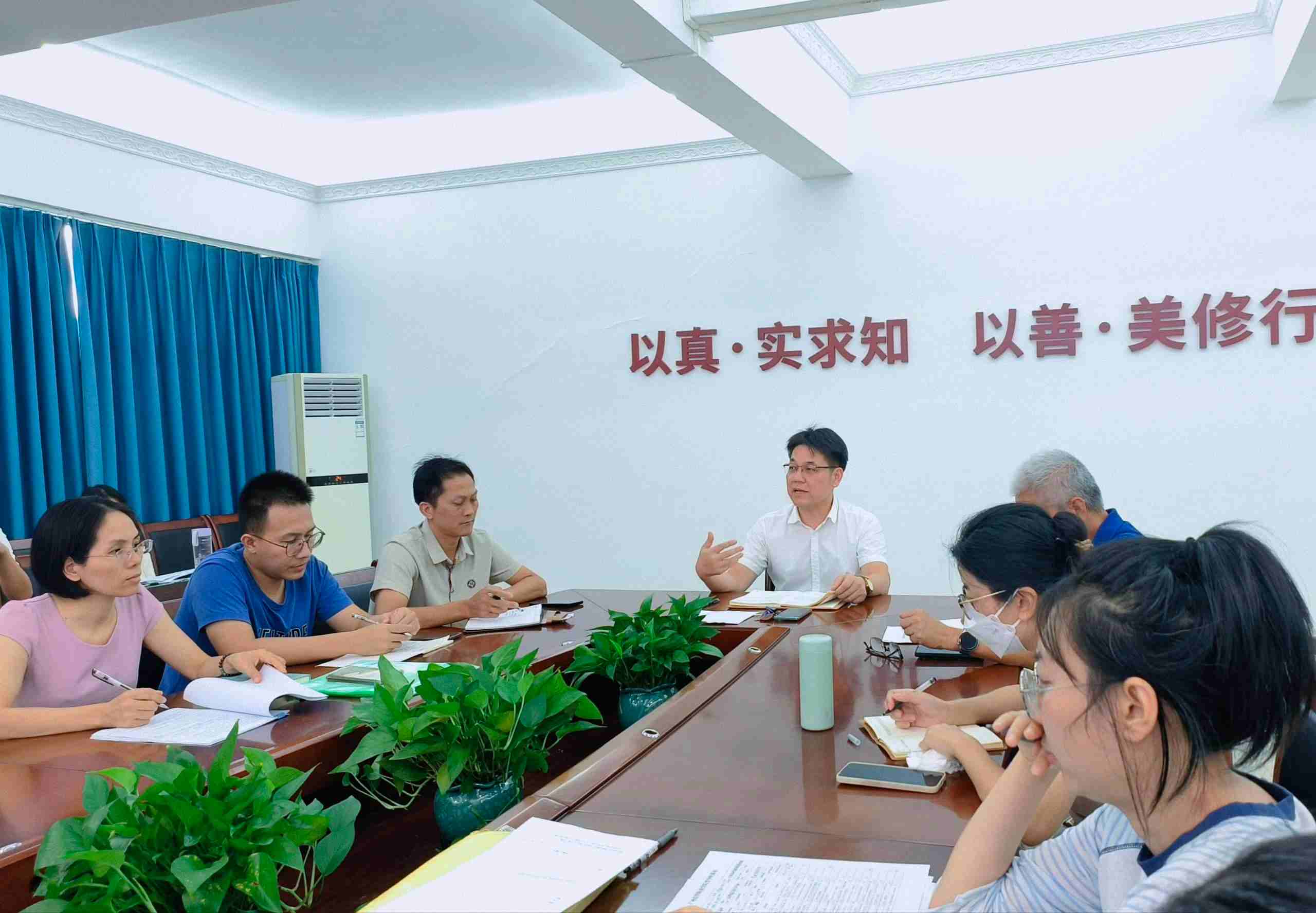 20251015-督导工作例会-会议图片 (24)(1).jpg 20251015-督导工作例会-会议图片 (24)(1).jpg