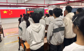 屏幕截图 2025-11-05 223213.png 屏幕截图 2025-11-05 223213.png