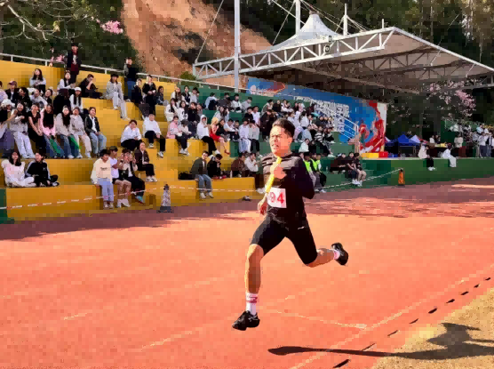 屏幕截图 2025-11-30 213240(1).png 屏幕截图 2025-11-30 213240(1).png