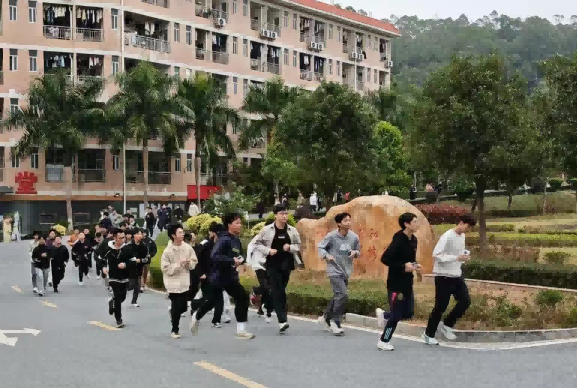 屏幕截图 2025-12-06 135935(1).png 屏幕截图 2025-12-06 135935(1).png