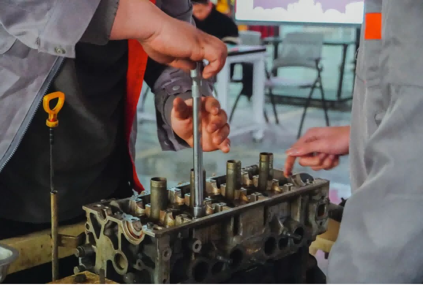 屏幕截图 2025-12-27 183115.png 屏幕截图 2025-12-27 183115.png